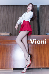 BEAUTYLEG Model : Vicni